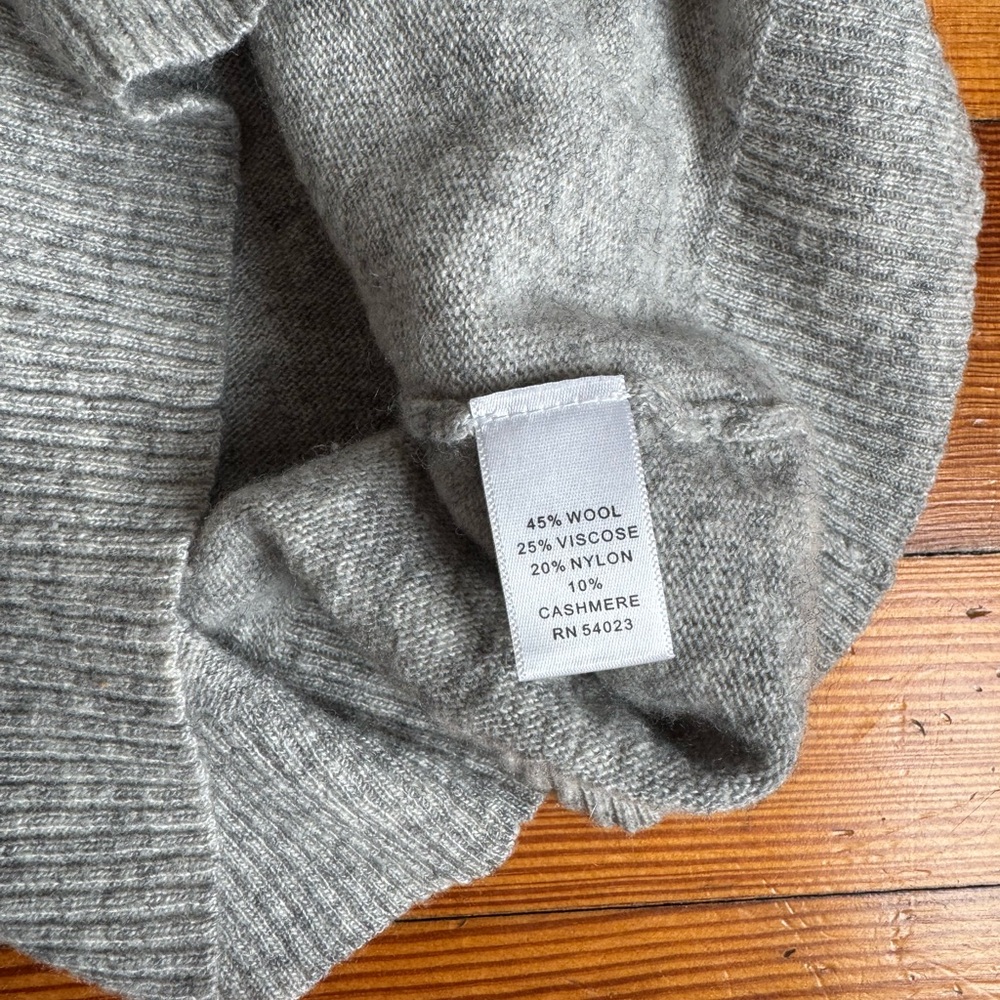 Banana republic Italian yarn sweater grey XS - Picture 4 of 7